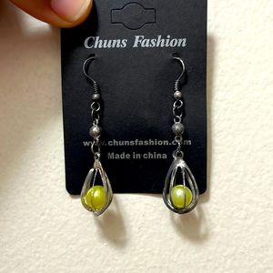 🌹 3 for $20 New🎉 faux green pearls teardrop cage